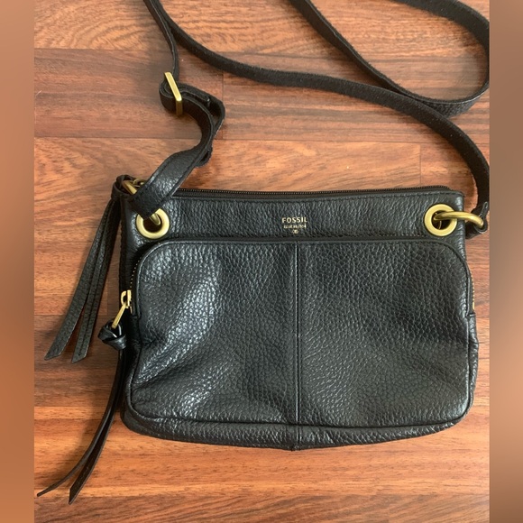 Fossil Erin Top Zip CrossBody Bag Black Pebbled Genuine Leather Messenger - Picture 2 of 5